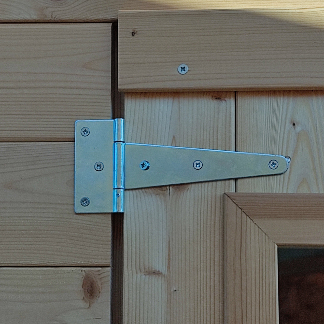 Casetta in legno Arturo addossata 98x64 cm – Kit Montaggio Incluso