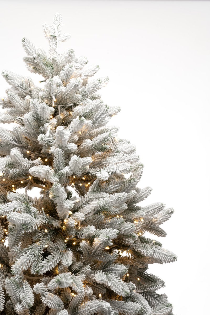 Albero di Natale Capella innevato con LED a luce calda – foto 7
