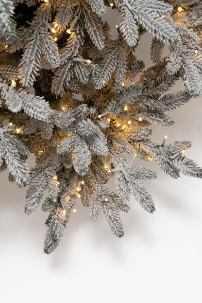 Albero di Natale Capella innevato con LED a luce calda – foto 8