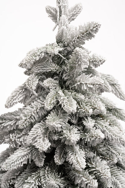 Albero di Natale Misurina innevato con rami abbassati – foto 7
