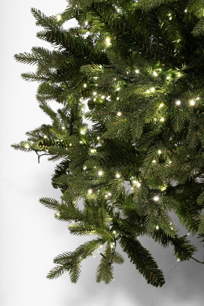 Albero di Natale Electra Slim con LED integrati accesi – foto 4