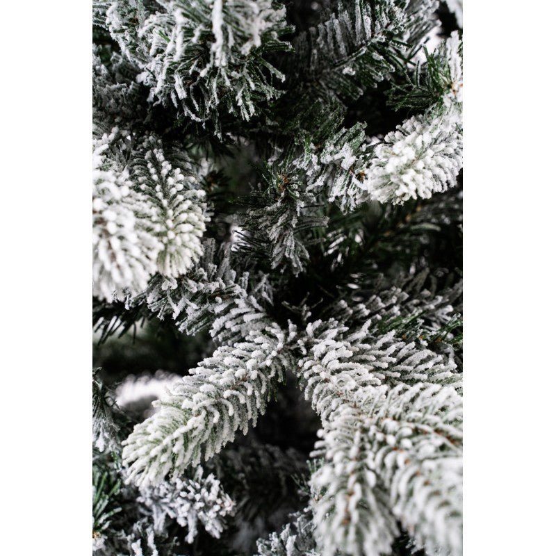 Albero di Natale Cogne slim innevato con floccatura effetto neve – foto 6