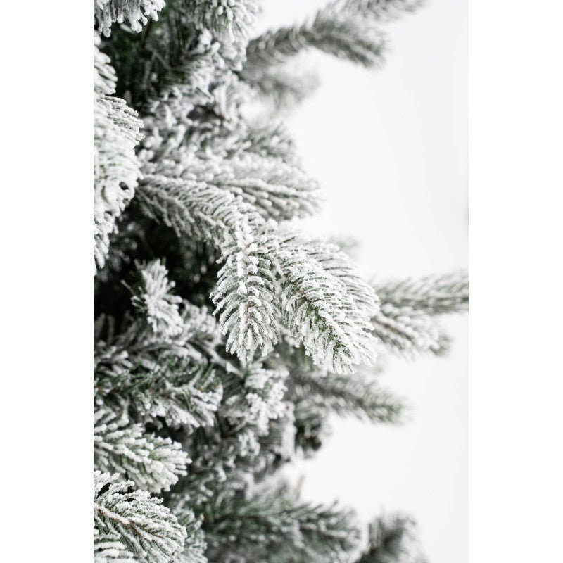 Albero di Natale Cogne slim innevato con floccatura effetto neve – foto 2