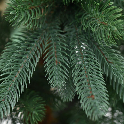 Albero di Natale artificiale Theo slim di Xone, verde naturale, con base a croce in metallo – foto 2