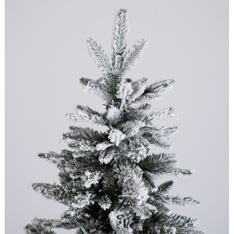 Albero di Natale Sappada innevato con base a forma di tronco di legno – foto 3