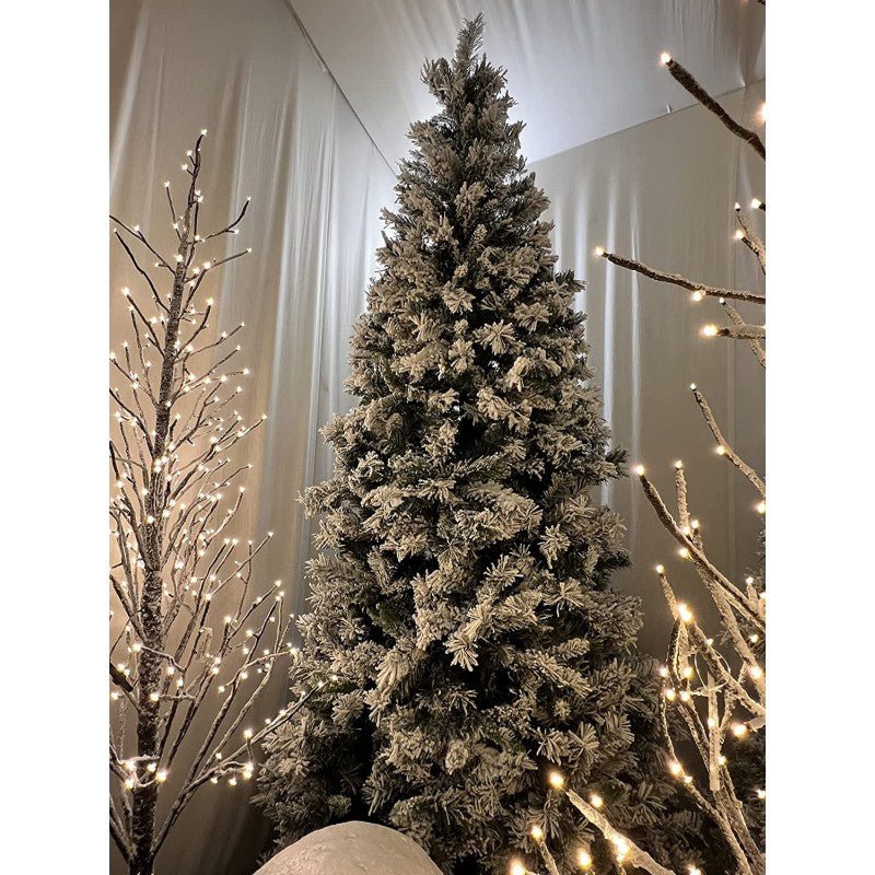 Albero di Natale Madesimo slim innevato con chioma folta e sagoma stretta – foto 3
