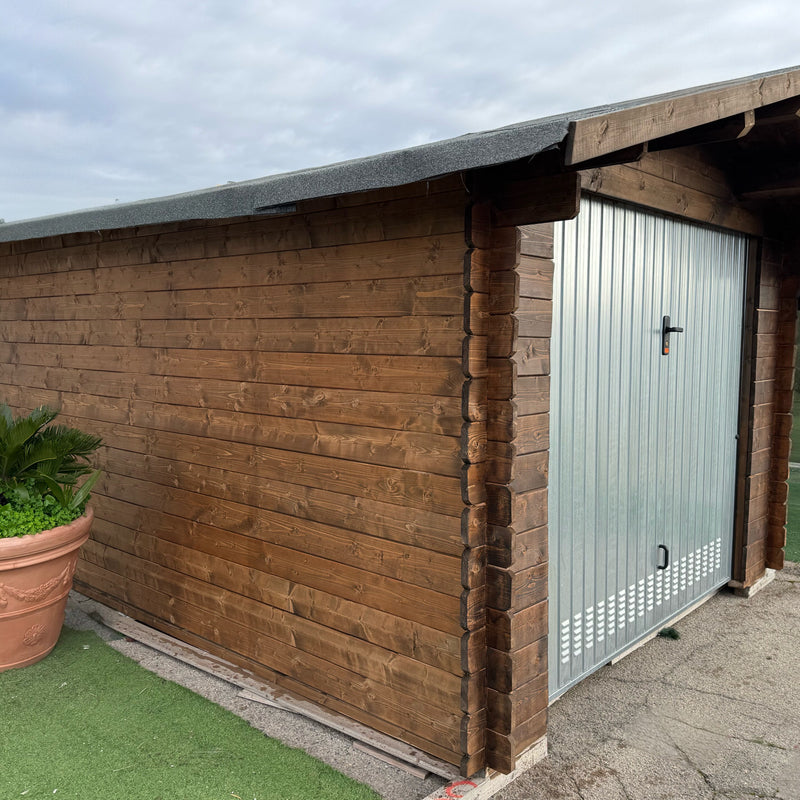 Garage in legno Menta 320x500 cm – Blockhaus 28 mm