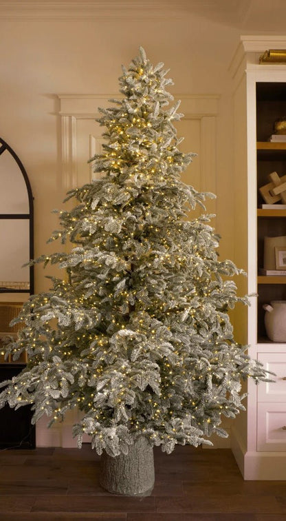 Albero di Natale Rigel innevato con LED accesi – foto 8